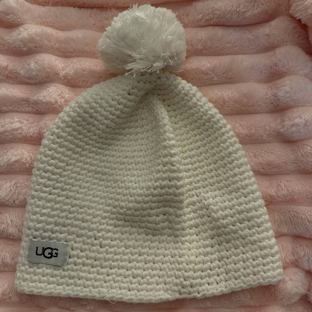 UGG Cream Knit Pom-Pom Hat
